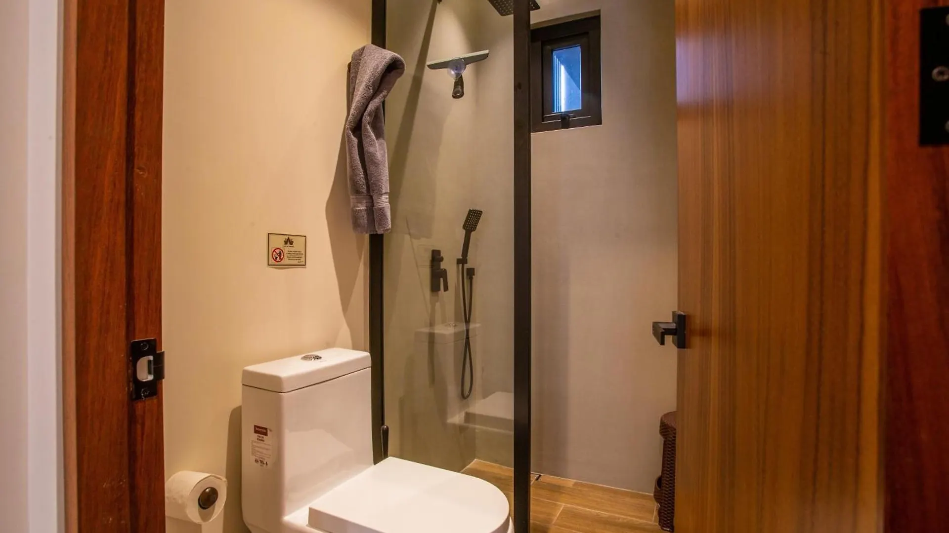 Modern 2Br Near Beach & Boardwalk | Gym & Bbq Пуэрто-Вальярта Дом отдыха