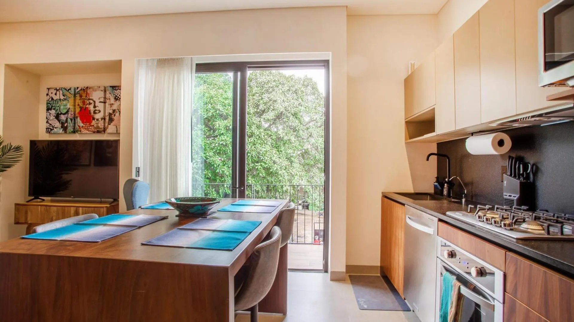 Дом отдыха Modern 2Br Near Beach & Boardwalk | Gym & Bbq Пуэрто-Вальярта